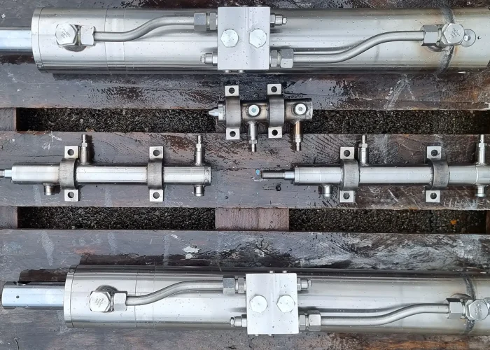 Stainless 1