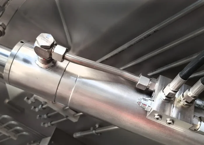 Stainless Cylinder with Counterbalance Valve